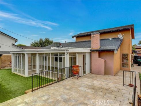 1652  Lance  , Tustin, CA