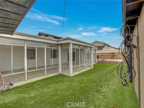 1652  Lance  , Tustin, CA