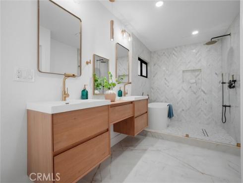 17782  Arbolada   Way, Tustin, CA