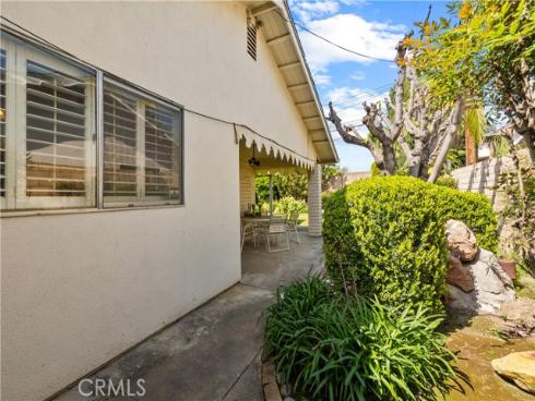 13431  Elizabeth  , Tustin, CA