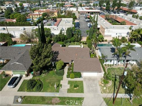 13431  Elizabeth  , Tustin, CA