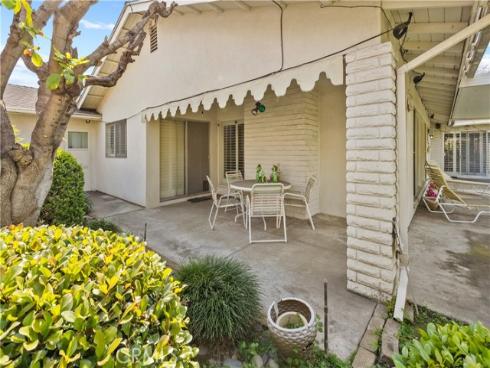 13431  Elizabeth  , Tustin, CA