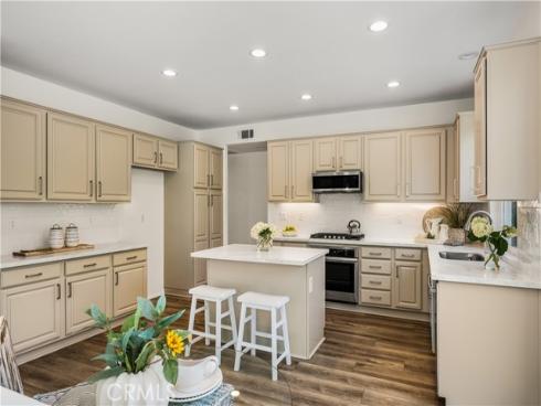 2981  Humeston  , Tustin, CA