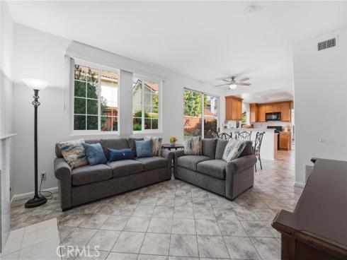 2061 Pueblo , Tustin, CA