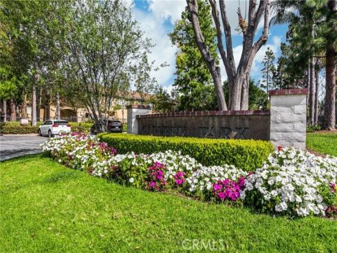 2444  Aquasanta  , Tustin, CA