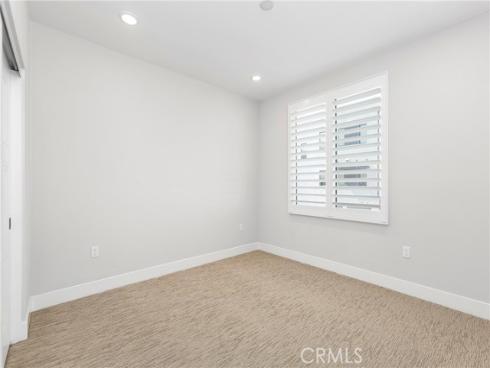 16235  Dawn Way  201 , Tustin, CA