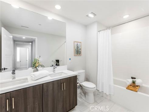 16235  Dawn Way  201 , Tustin, CA