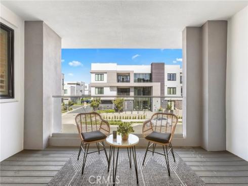 16235  Dawn Way  201 , Tustin, CA