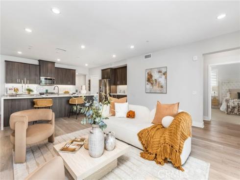 16235  Dawn Way  201 , Tustin, CA