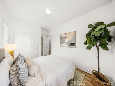 1439  Madison  , Tustin, CA