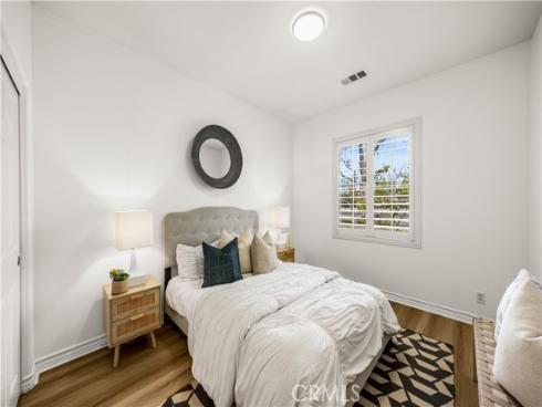 1439  Madison  , Tustin, CA