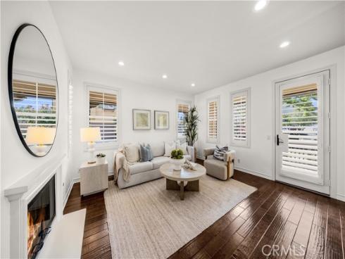 1439  Madison  , Tustin, CA