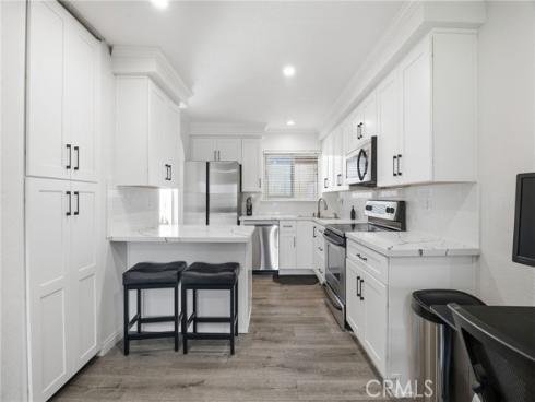 1722 Mitchell Ave 136