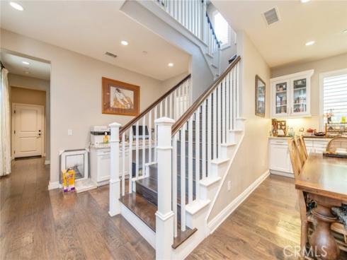 220  Barnes  , Tustin, CA