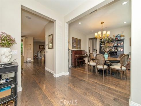 220  Barnes  , Tustin, CA