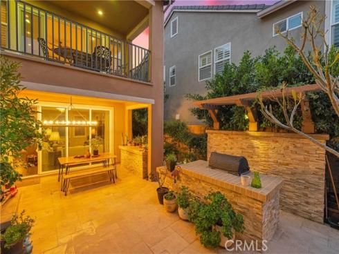 220  Barnes  , Tustin, CA
