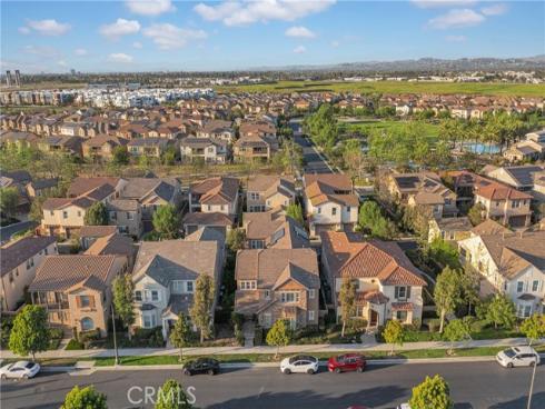 220  Barnes  , Tustin, CA