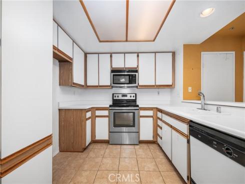 2800  Keller  243  Drive, Tustin, CA