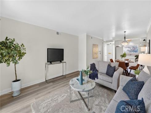 1881  Mitchell  95 , Tustin, CA