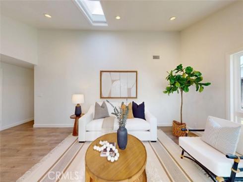 14751  Foxcroft  , Tustin, CA