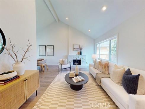 14751  Foxcroft  , Tustin, CA