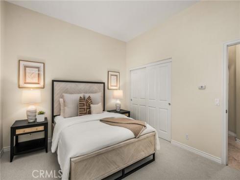 10533  Emerson Bend  , Tustin, CA