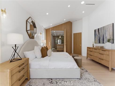 2231  Huntley  , Tustin, CA