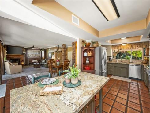 1431  La Colina   Drive, Tustin, CA