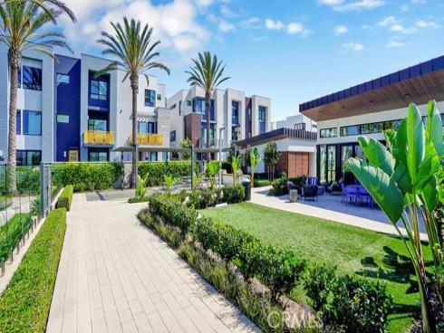 16372  Moonstone   Circle, Tustin, CA