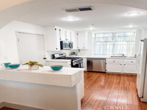 13440  Savanna  , Tustin, CA