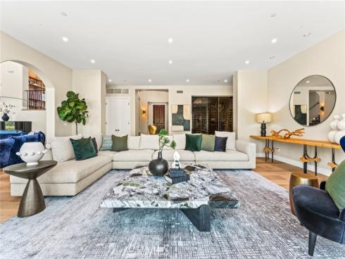 11765  Riehl  , Tustin, CA