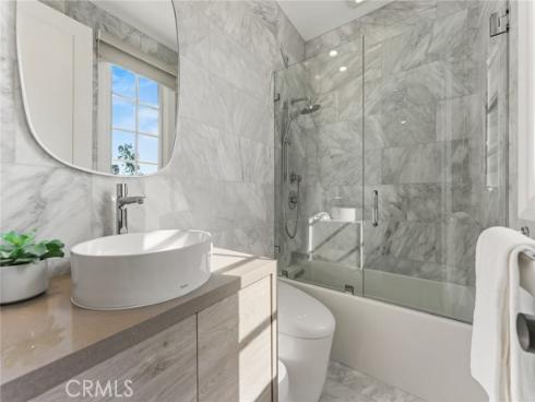 11765  Riehl  , Tustin, CA