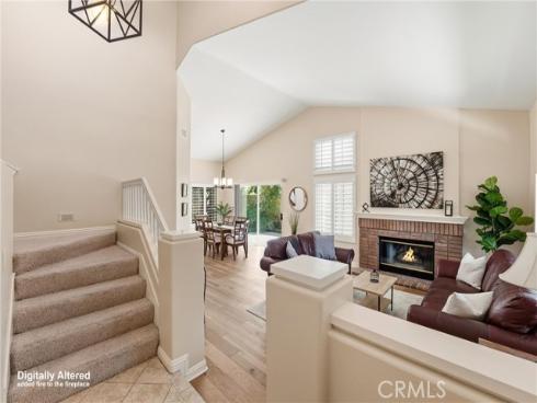 2051  Pueblo  , Tustin, CA