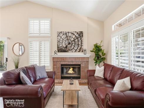 2051  Pueblo  , Tustin, CA