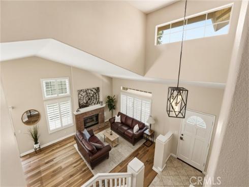 2051  Pueblo  , Tustin, CA
