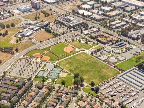 15210 Linden Way , Tustin, CA