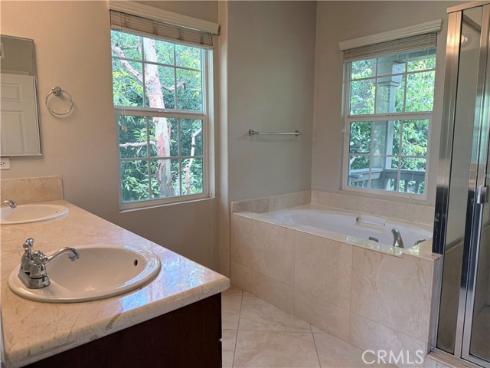 15231 Calverton , Tustin, CA