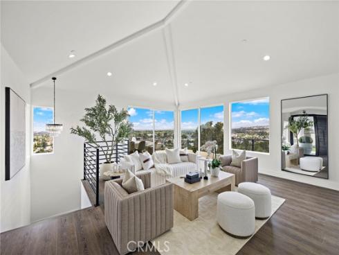 12336  Circula Panorama  , Tustin, CA