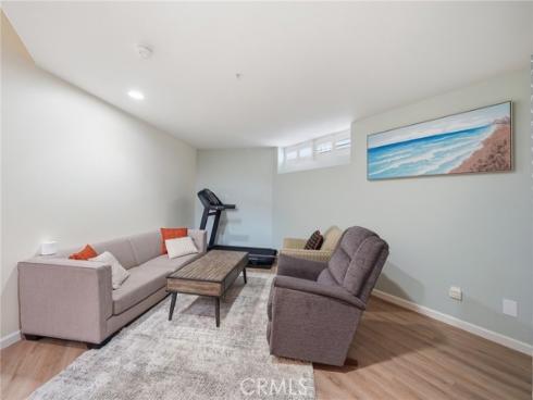 2856  Ballesteros   Lane, Tustin, CA