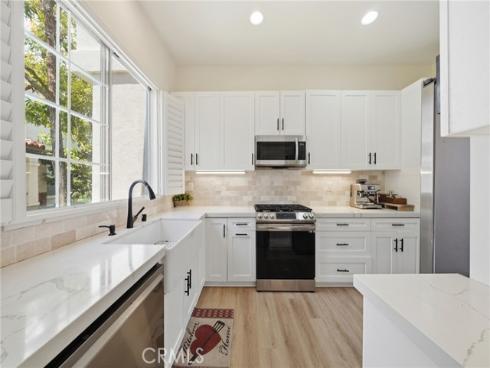 2856  Ballesteros   Lane, Tustin, CA