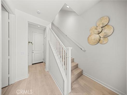 207 Essex Court, Tustin, CA