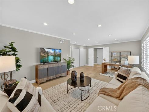 1192  Sycamore   Avenue, Tustin, CA