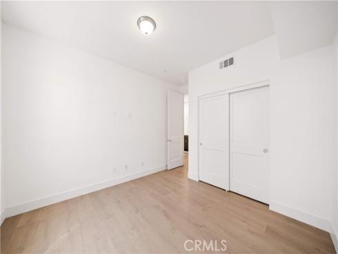 80 Ballast , Tustin, CA
