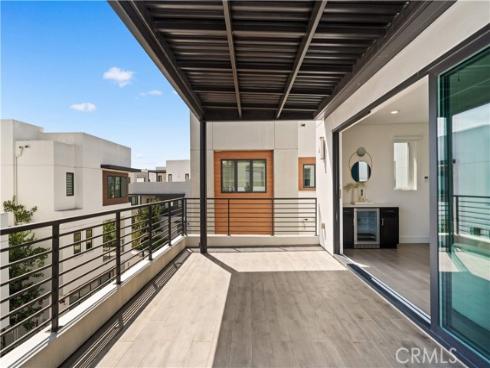 80 Ballast , Tustin, CA