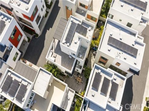 80 Ballast , Tustin, CA