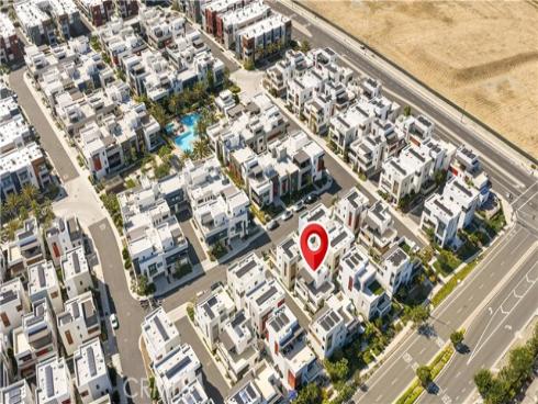 80  Ballast  , Tustin, CA