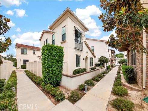 1856 Harvest Circle , Tustin, CA