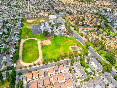 1856 Harvest Circle , Tustin, CA