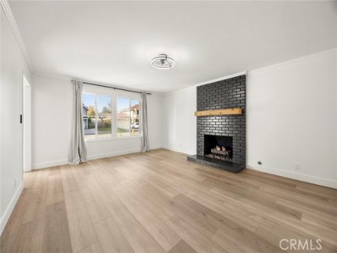 13662  Loretta  , Tustin, CA