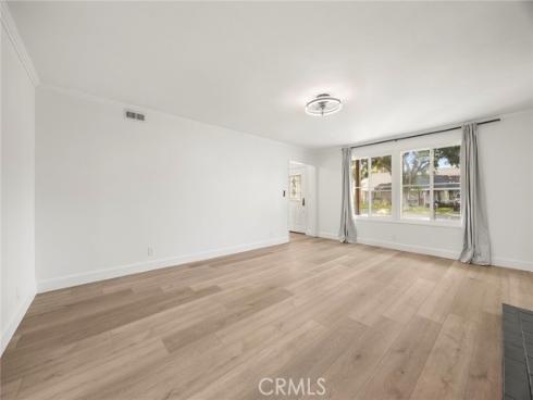13662  Loretta  , Tustin, CA